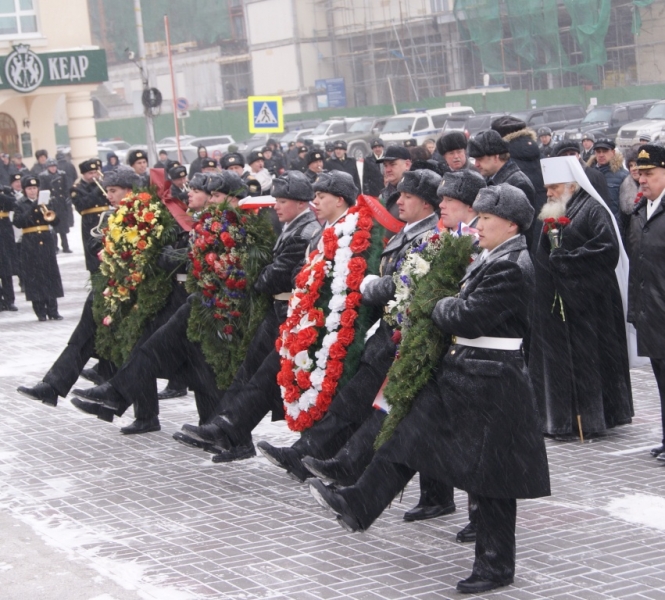 Возлложение венков